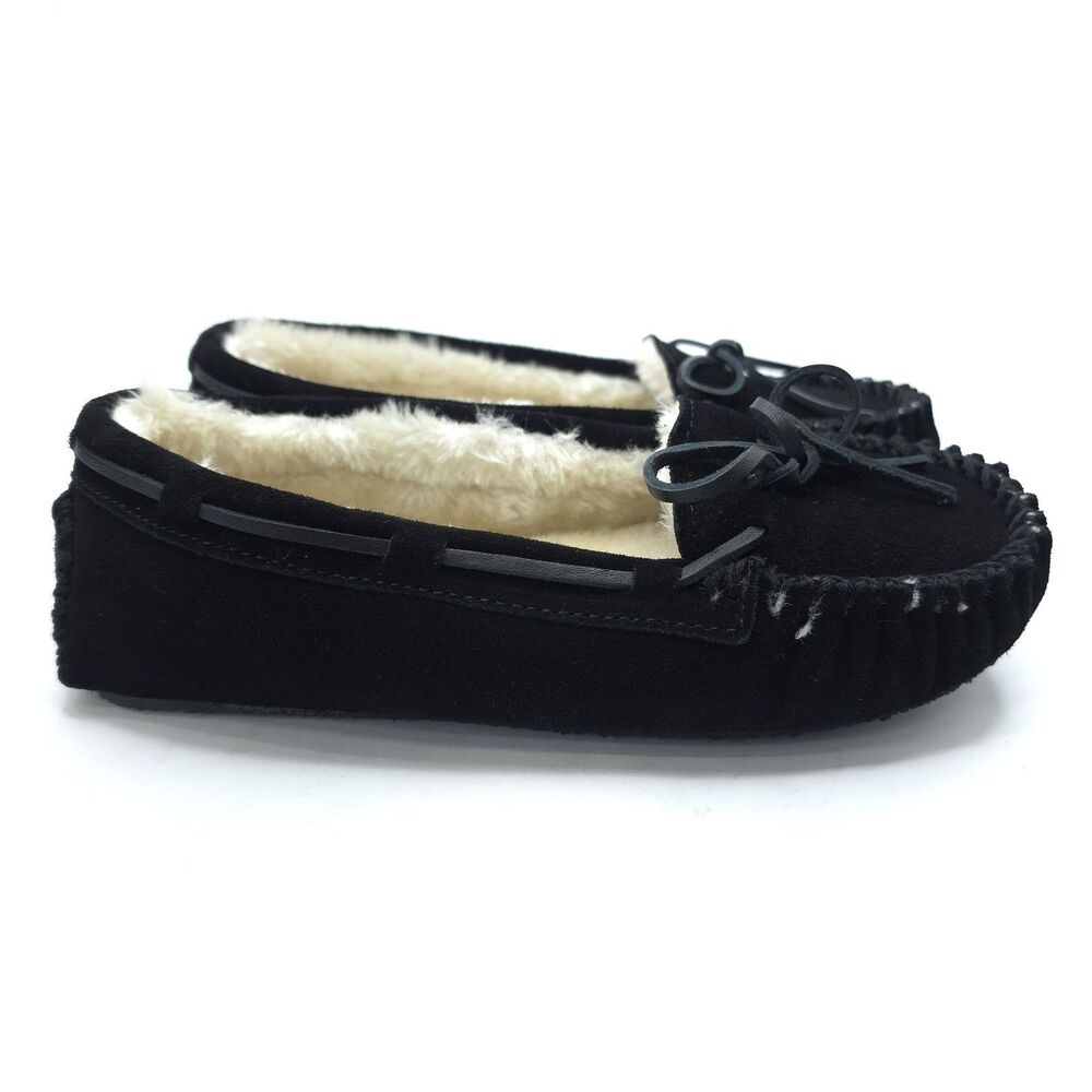 Minnetonka Women's Suede Slippers Cally Moccasin Black Size 7w